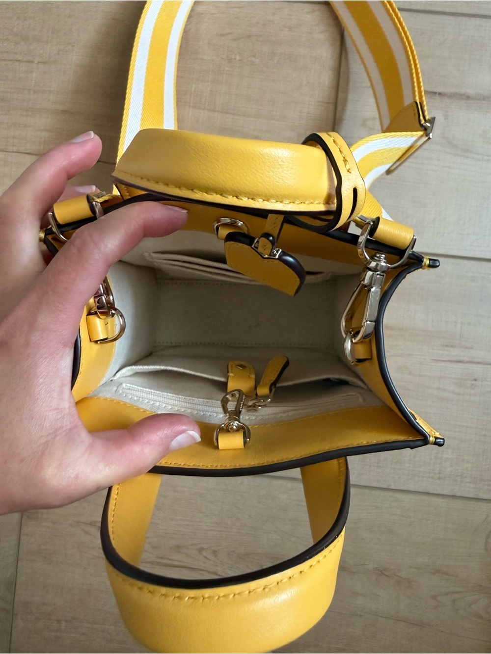 kate spade yellow leather mini tote with striped removable strap - Picture 4 of 6